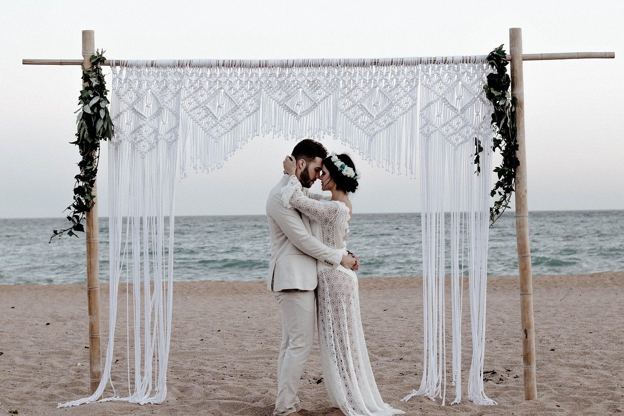 50 Frasi di Auguri per Matrimonio: Le Più Belle da Scrivere agli Sposi